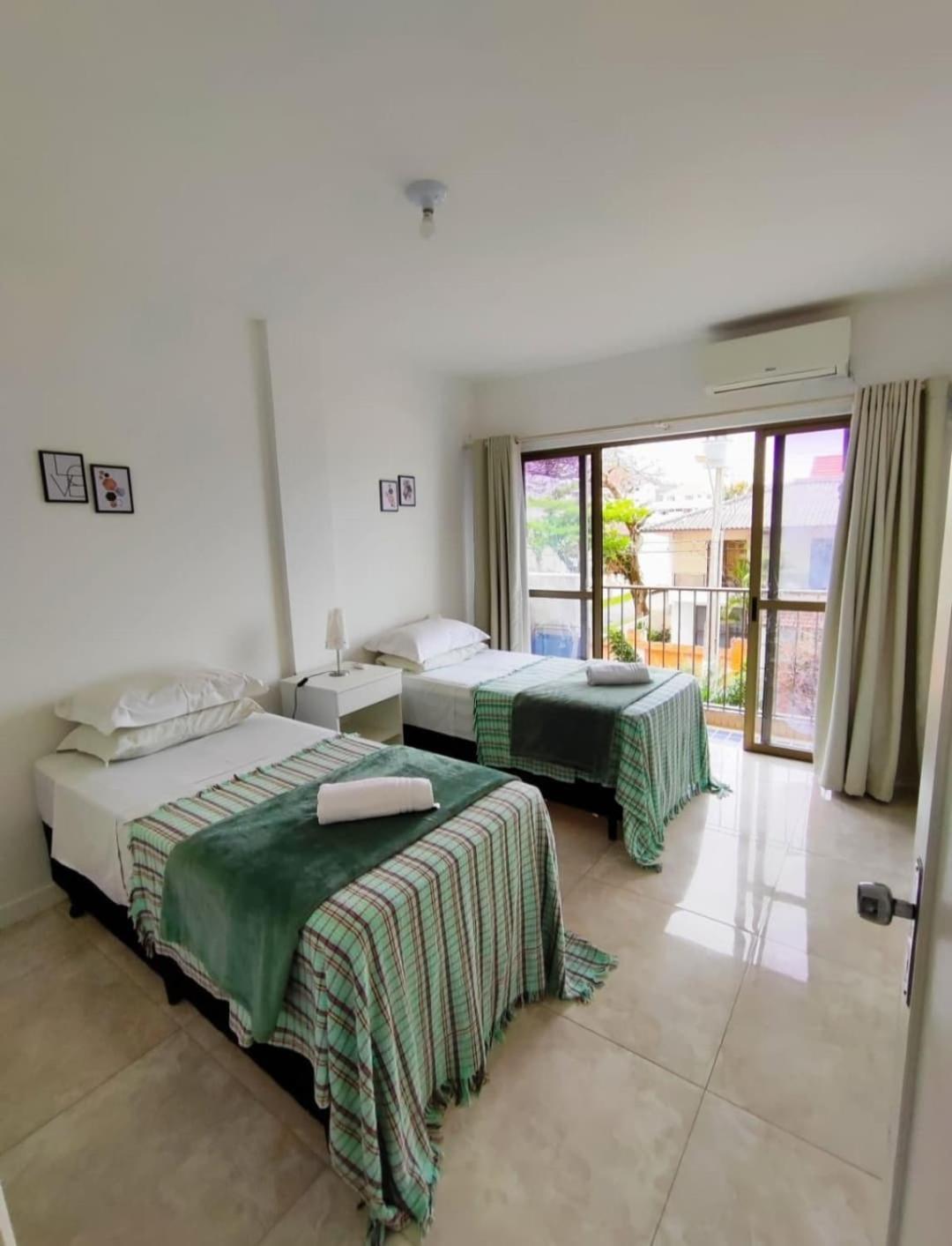 Lexus Beira Mar - Apartamentos Florianópolis Buitenkant foto